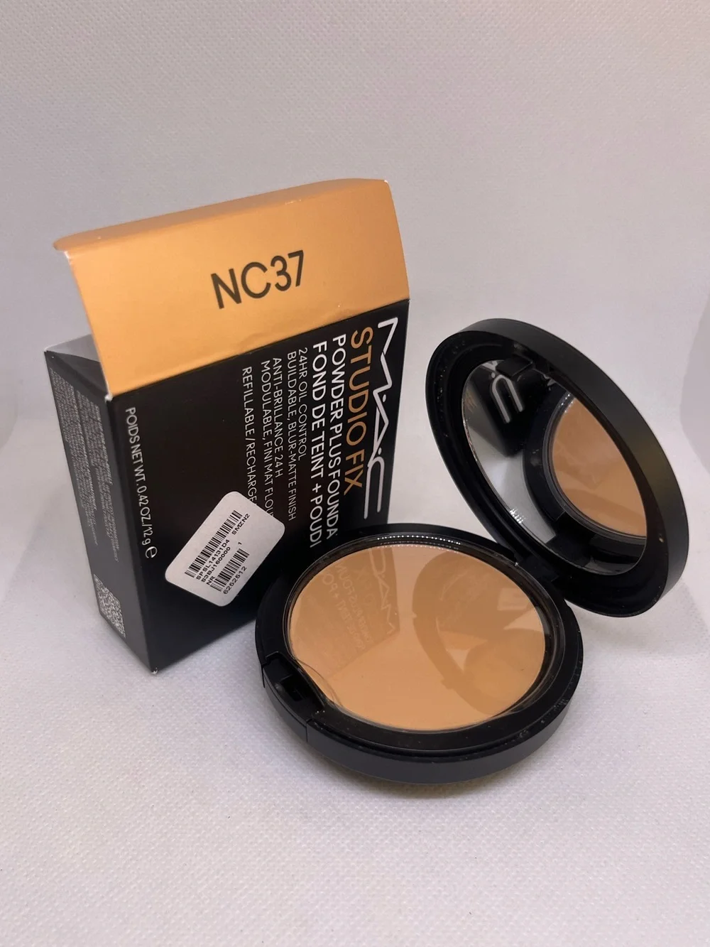 New MAC Studio Fix Powder Foundation NC37